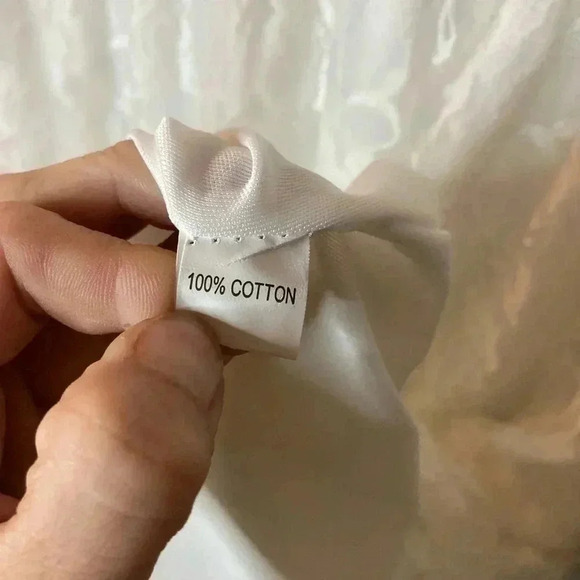 Sign here white dress‎ - Picture 3 of 4